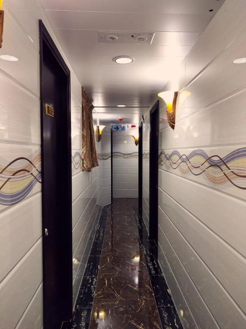 Days Hotel HK - Hostel