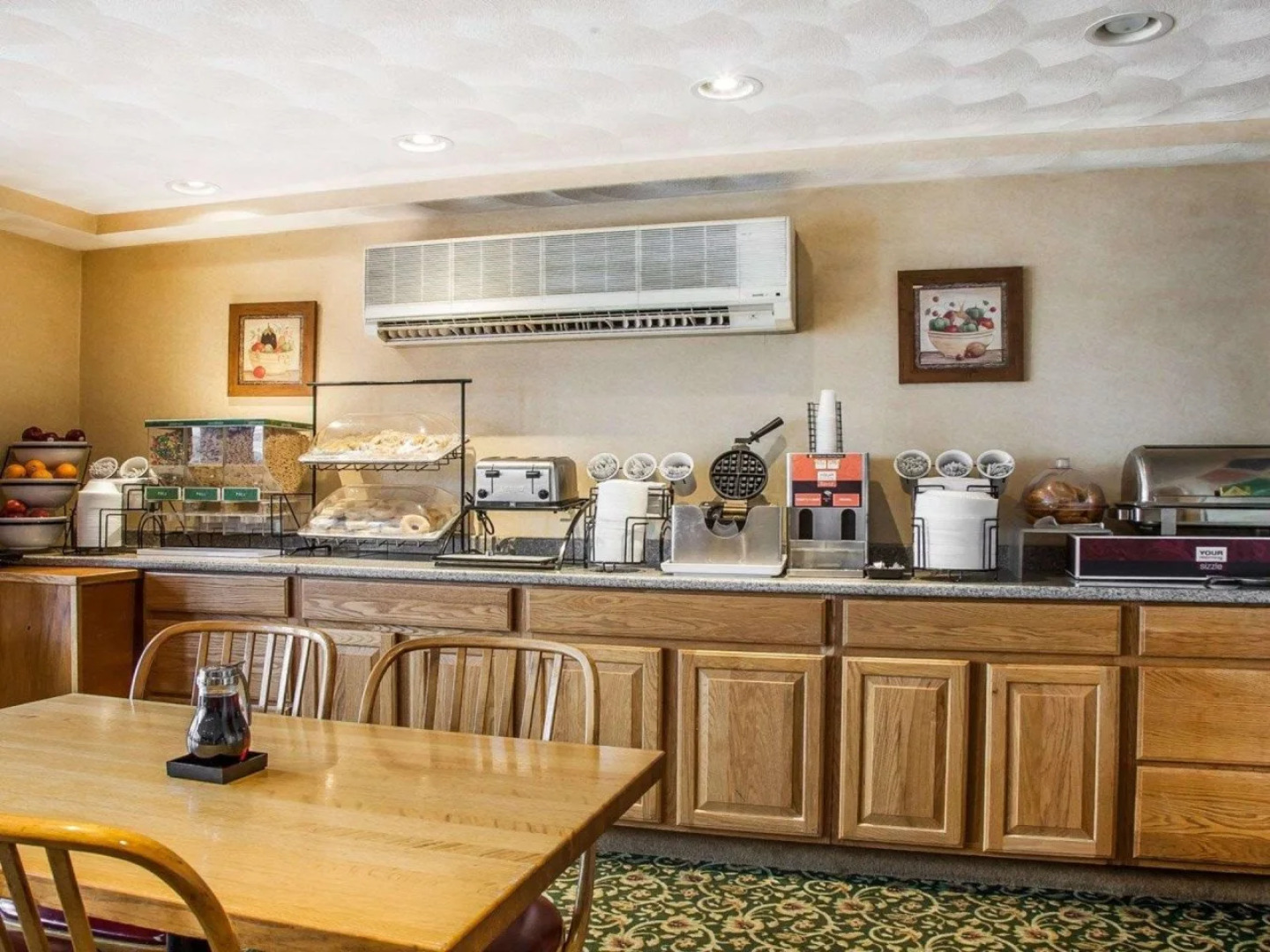 Comfort Inn at Newport Beach Middletown