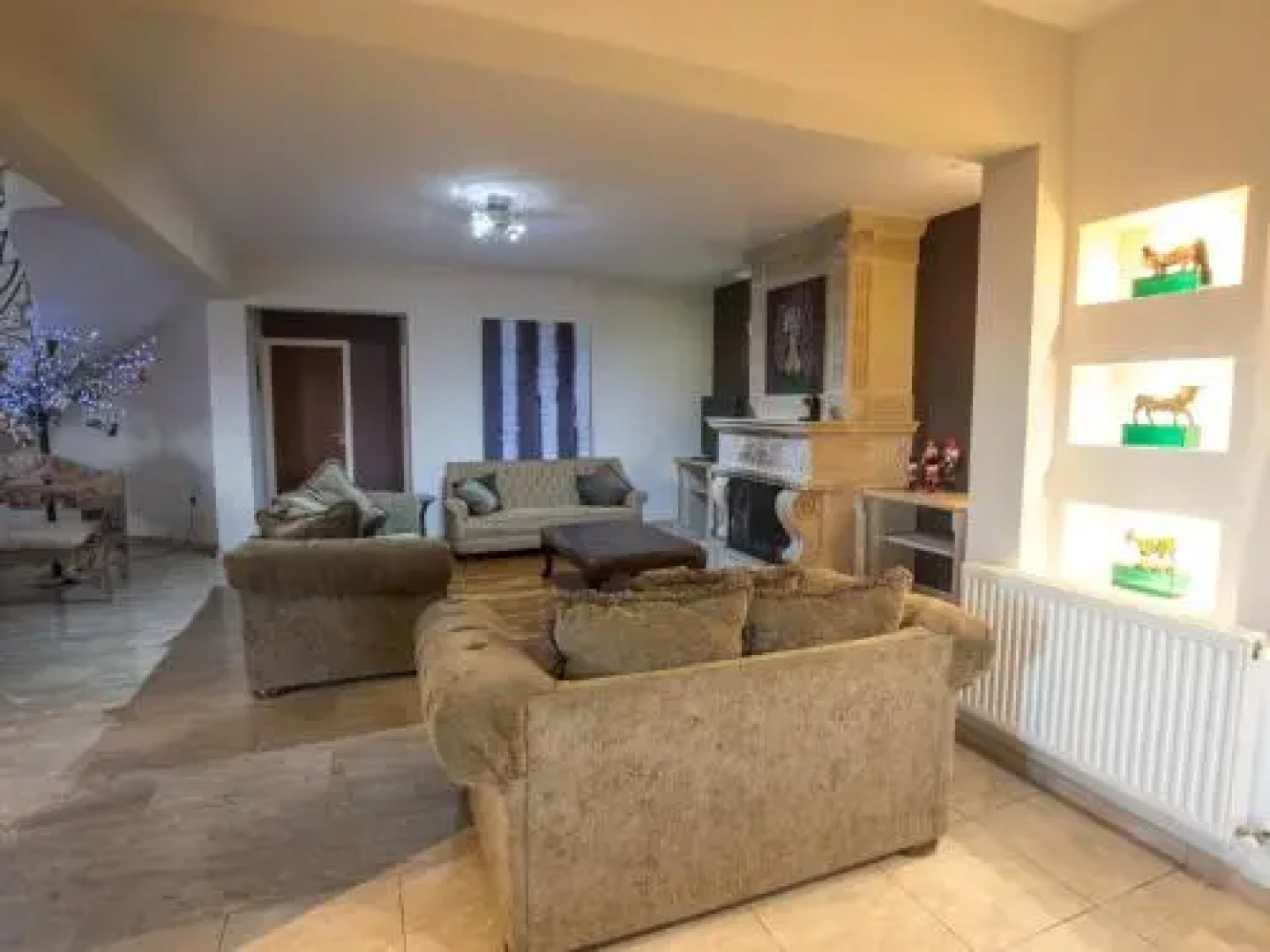 Sunshine Luxury House