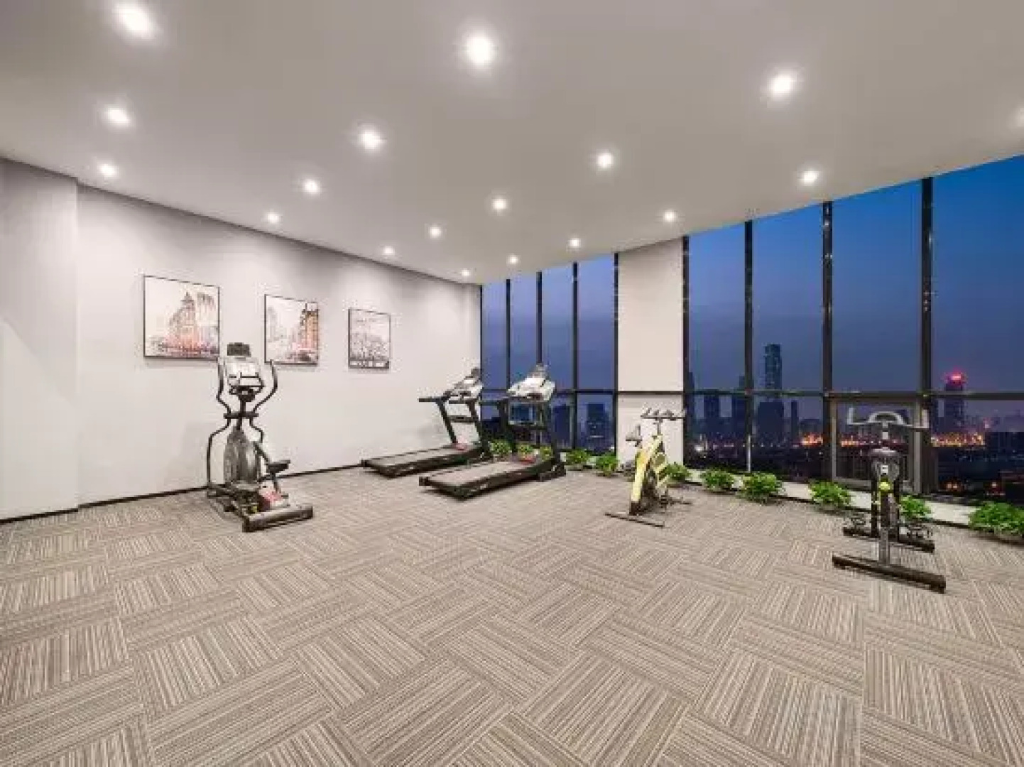 Junyi Hotel (Ziyun New Town)