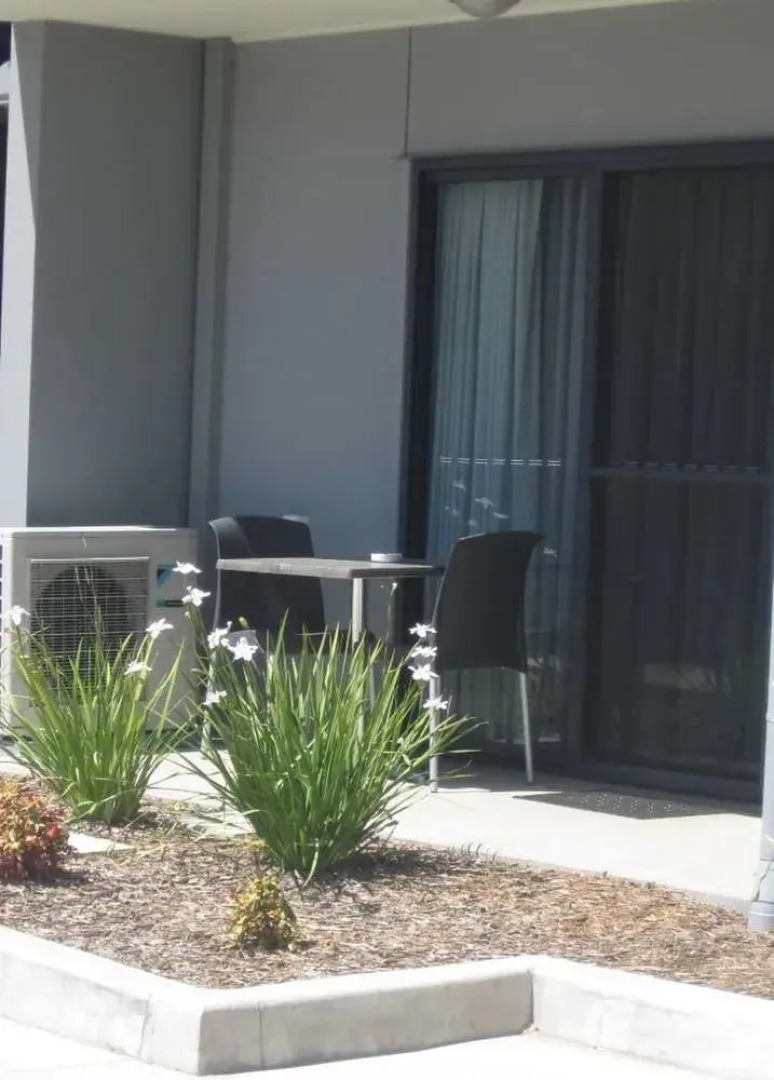 Royal Motel Miles, 4 Star, Free Wifi