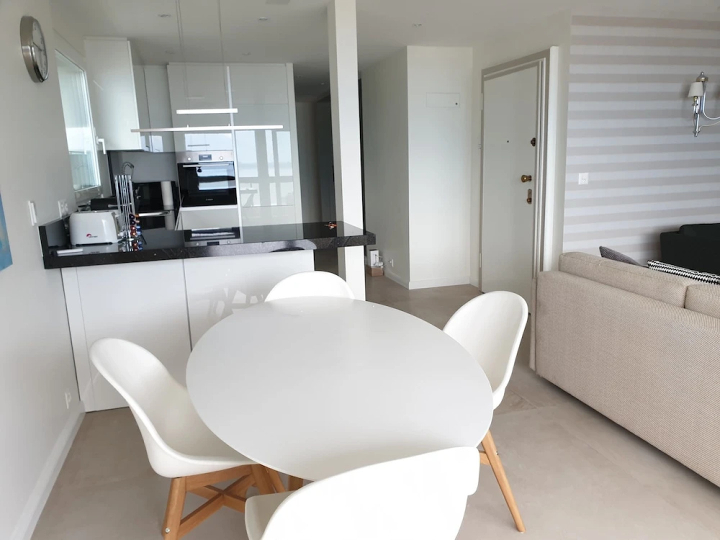 Montreux Elite 2 Bedroom Apartment