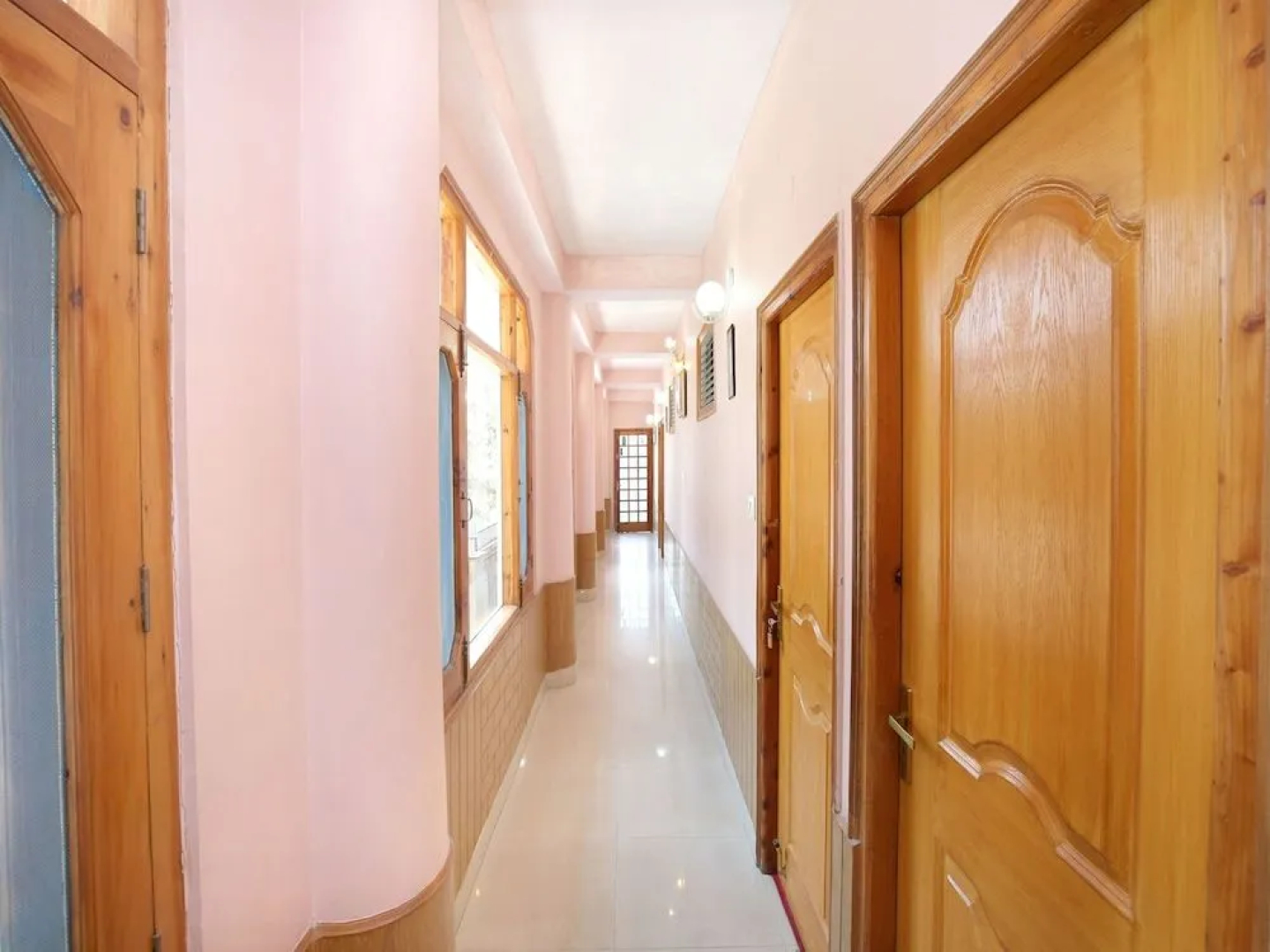 OYO 14106 Home Exotic Hill View Shoghi