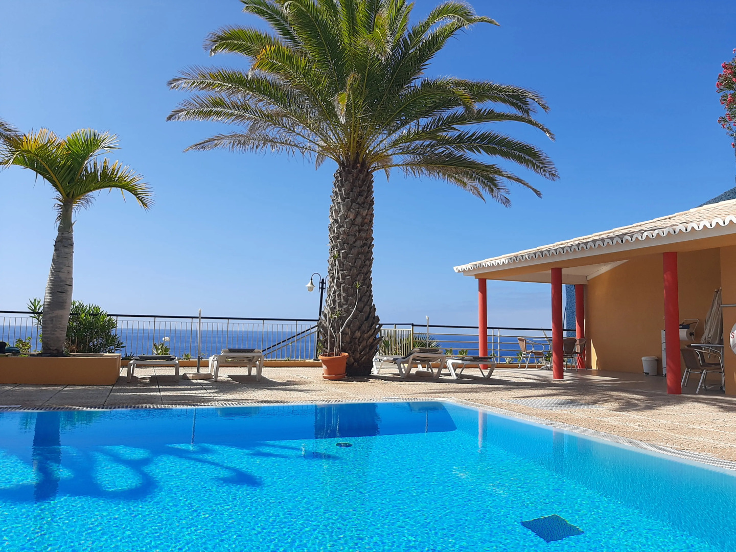 Отель Cais da Oliveira