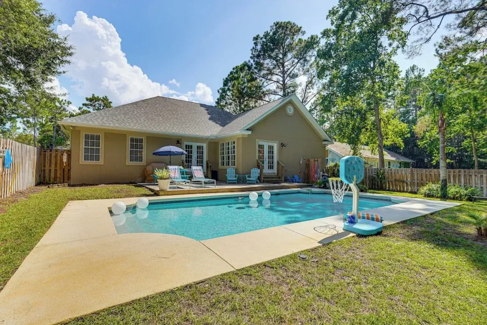 30A Poolside Oasis: 2 Mi to Beach & Boat Access