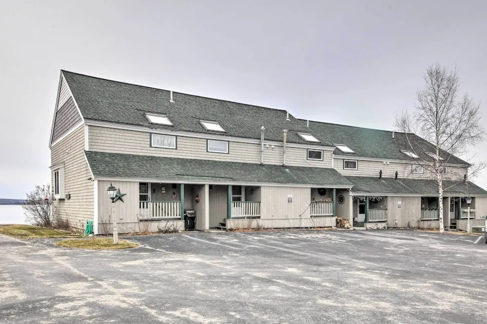 Condo w/ Rangeley Lake Views: 10 Mi to Saddleback!