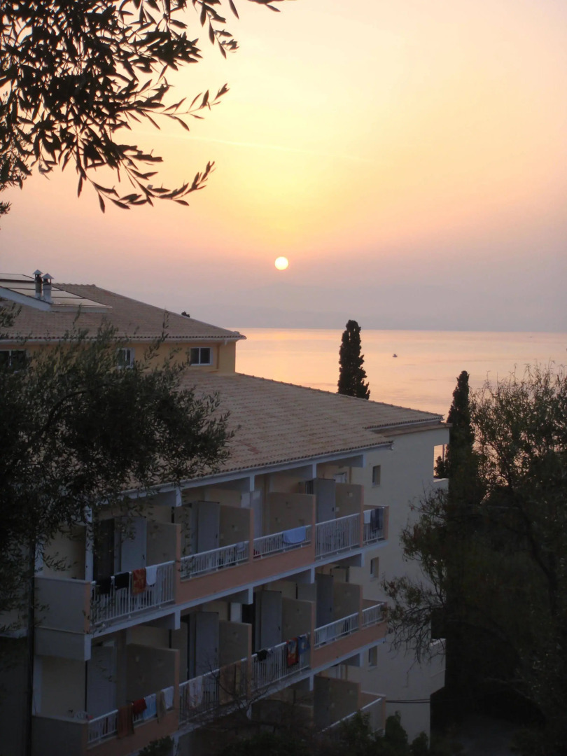Ipsos Beach