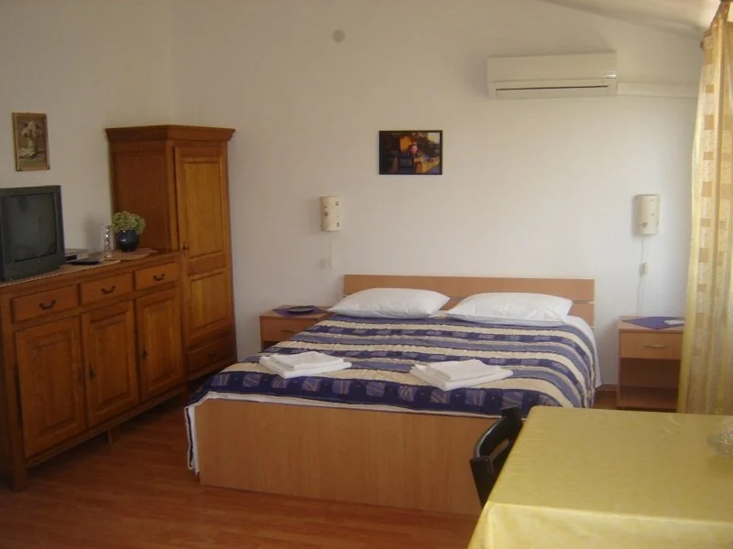 Adria Apartments