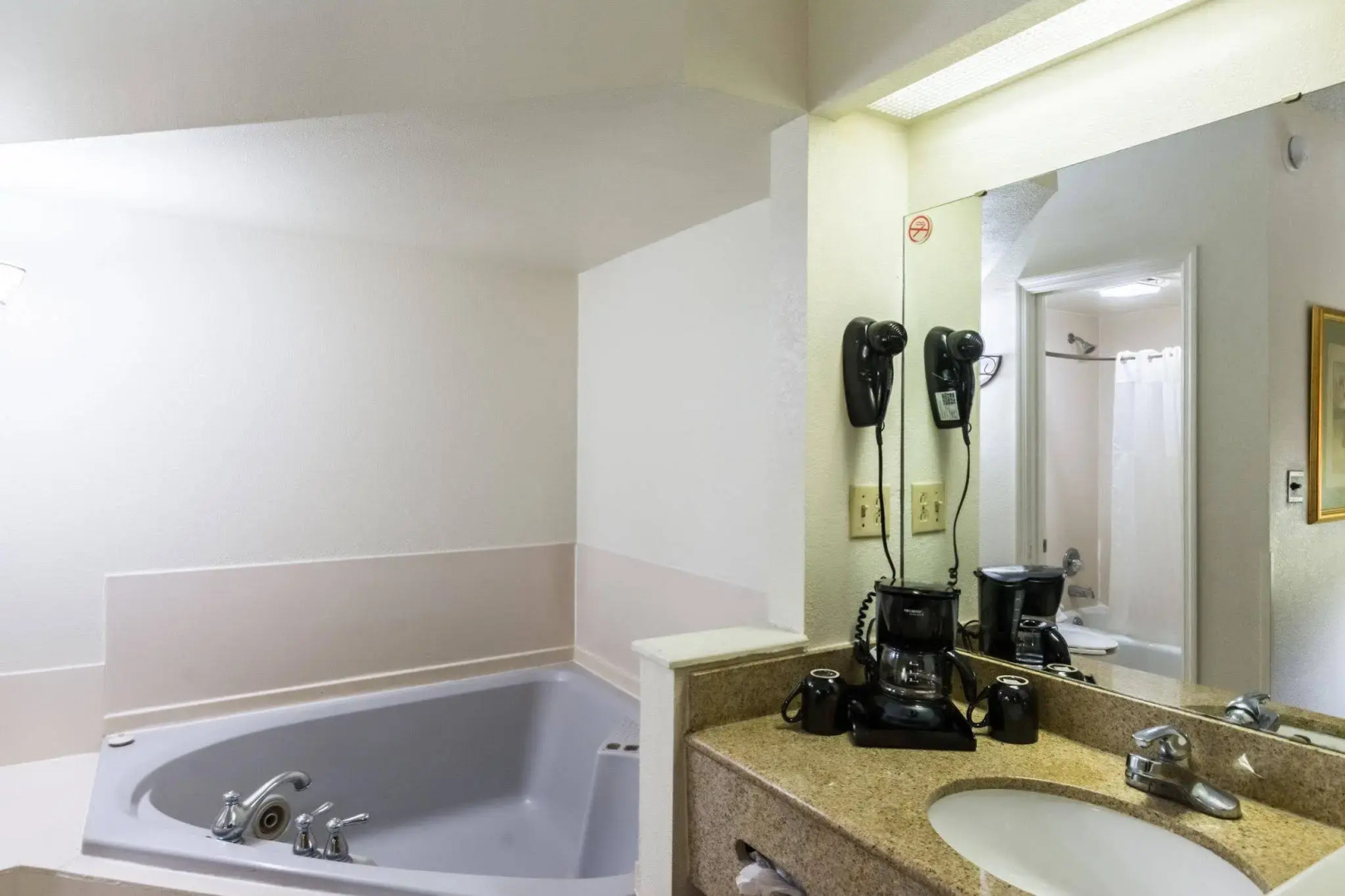 Suburban Studios Florence I-95