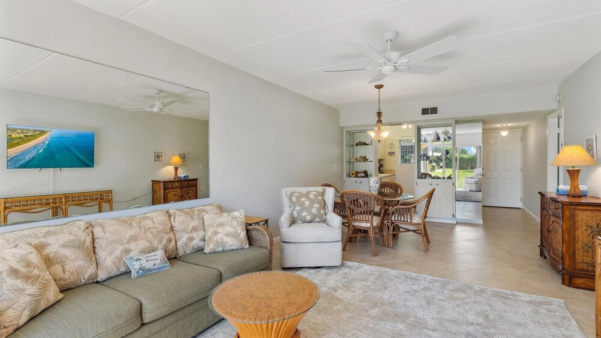 Beach Harbor Hideaway 1 Bedroom Condo by RedAwning