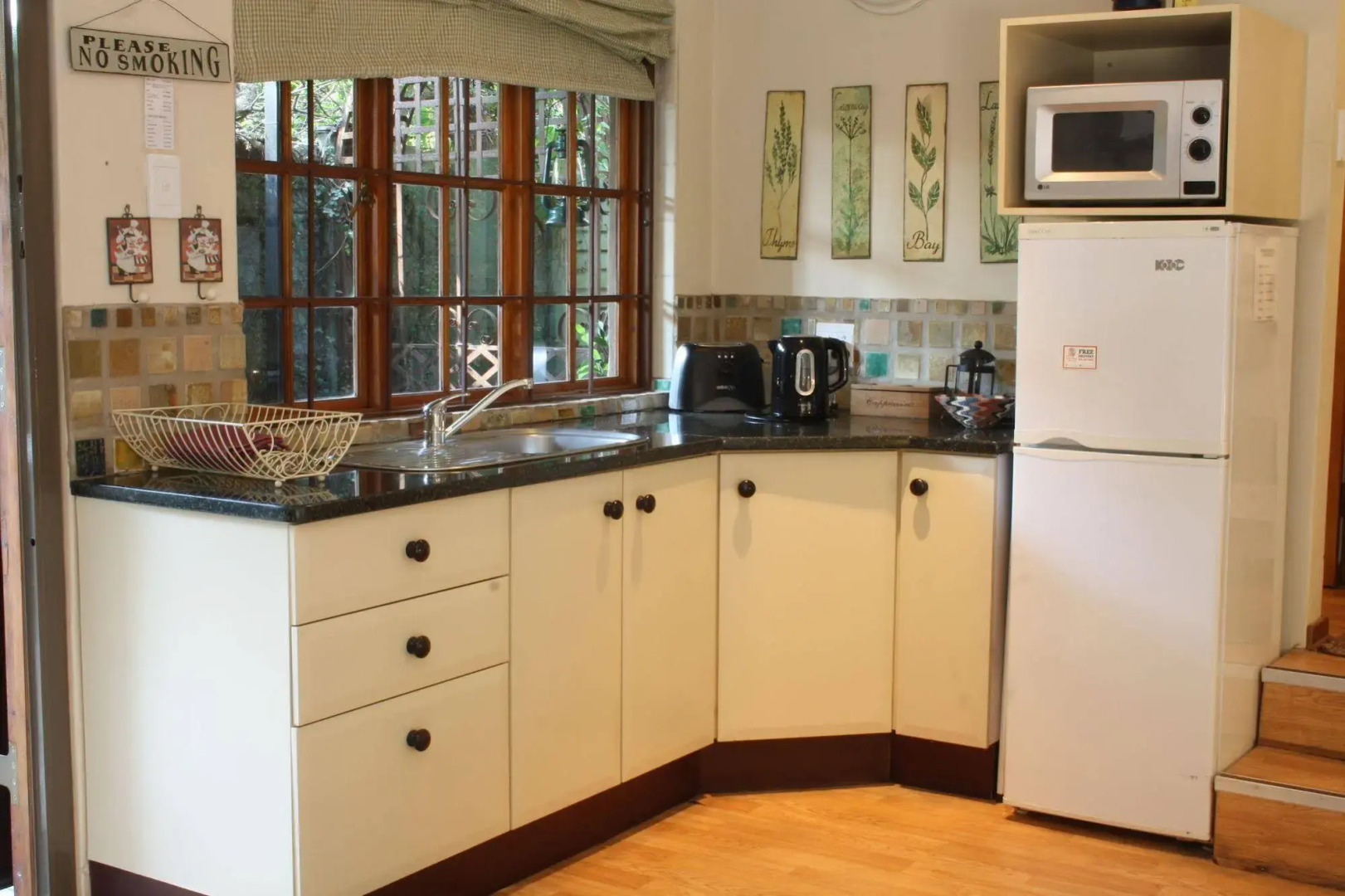 Babbling Brook Bed & Breakfast