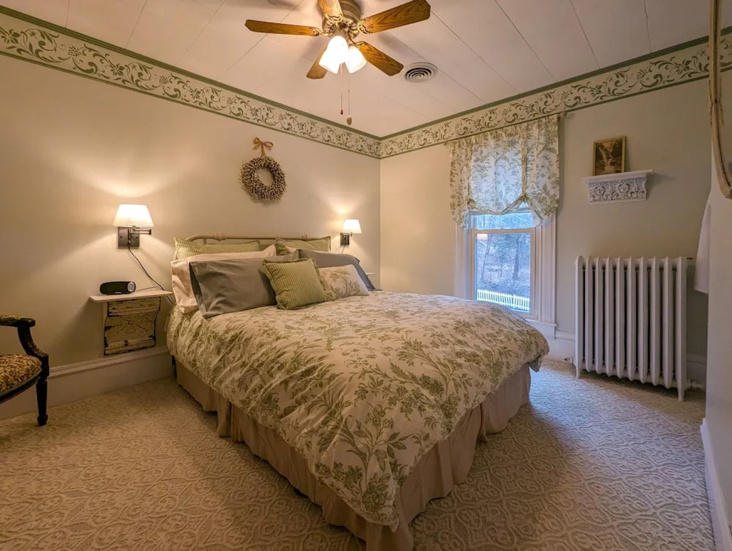 Hudson Manor Bed and Breakfast