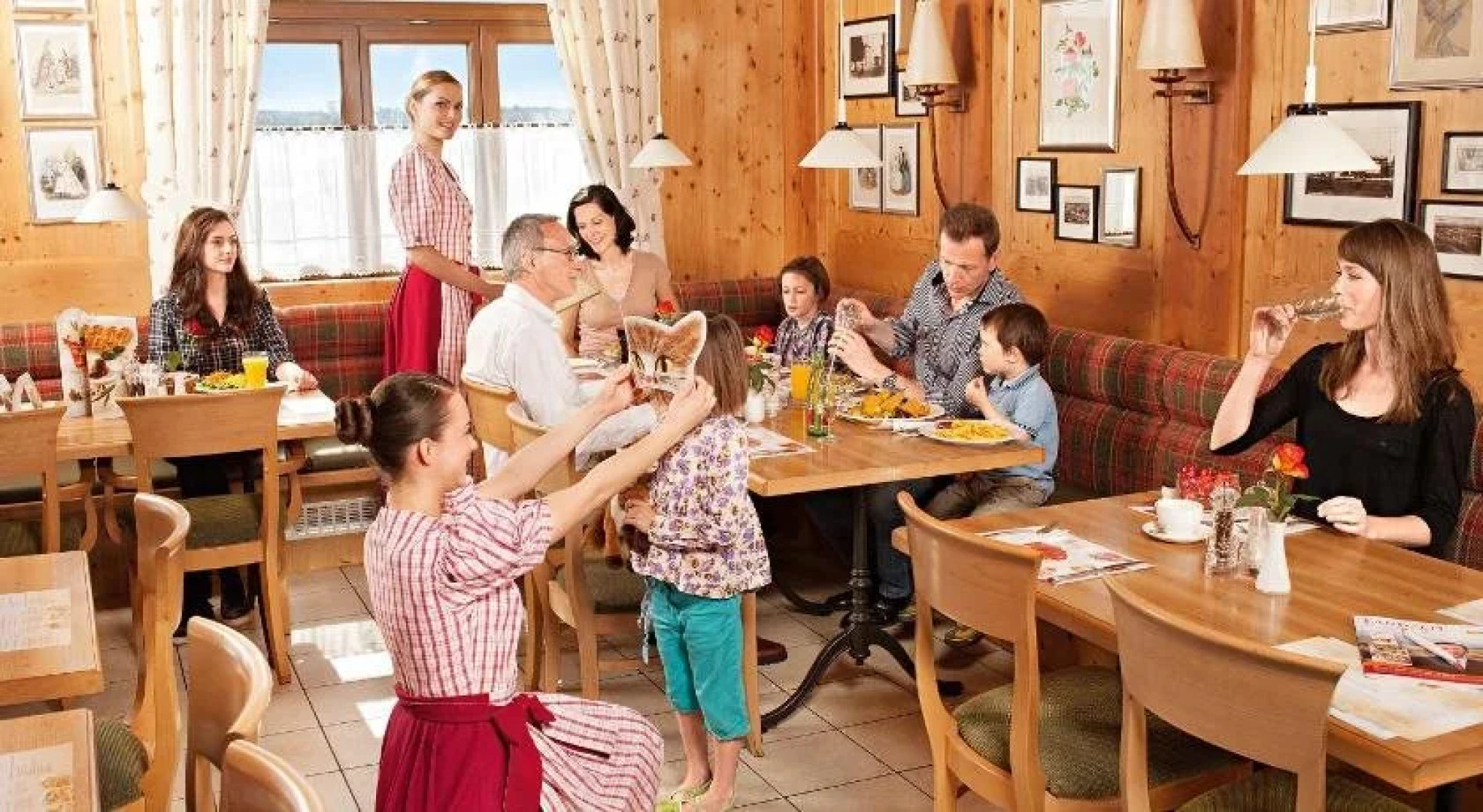 Landzeit Motor-Hotel St. Valentin