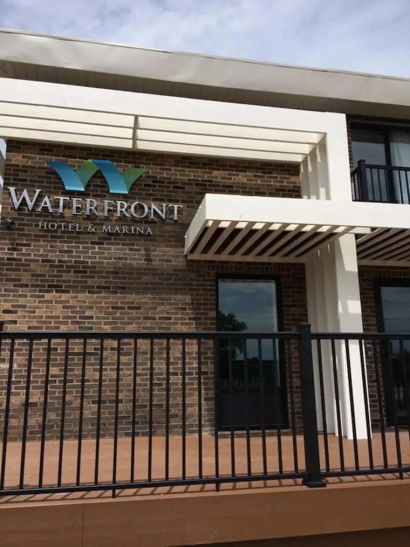 Waterfront Hotel and Marina
