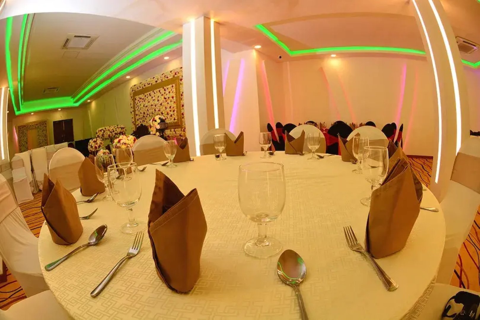 OYO 456 Owinmo Hotel & Reception Hall