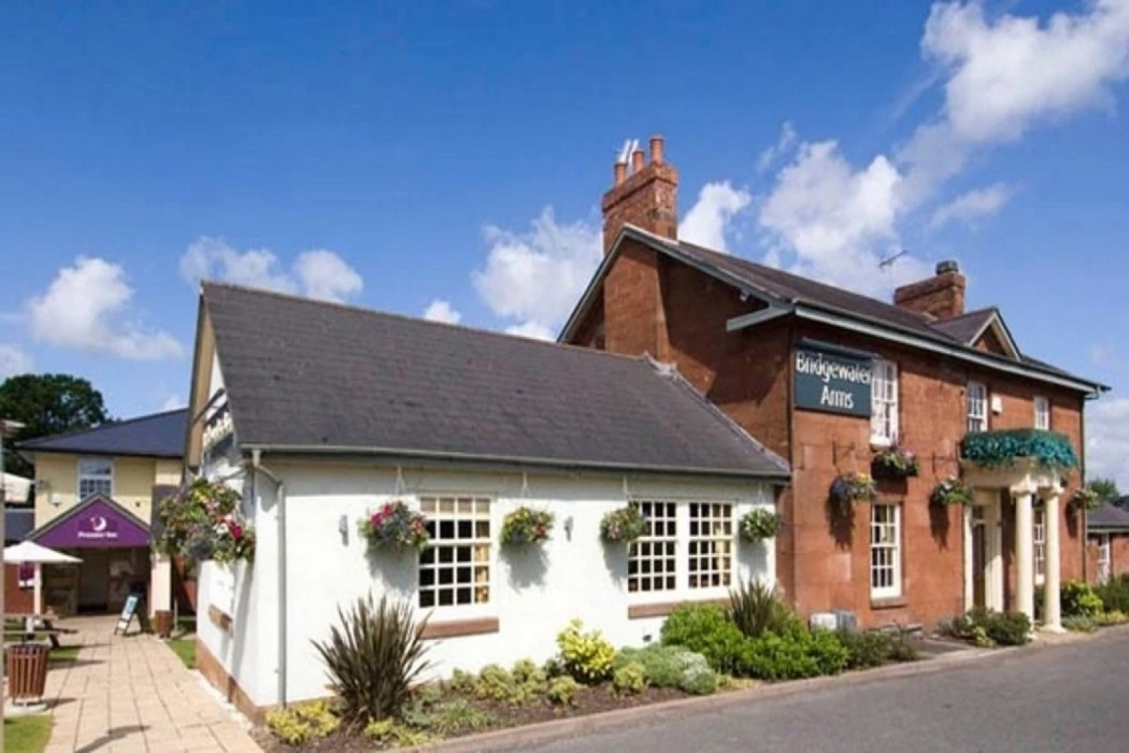 Premier Inn Shrewsbury North - Harmer Hill