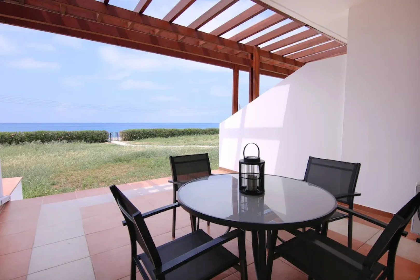 Phaedrus Living Beachfront Villa Morona