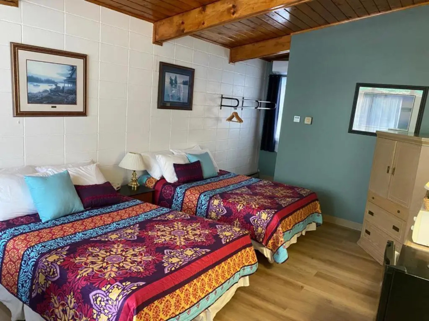 Huron Sands Motel Operated by Manitoulin Wonder Cubs Resort