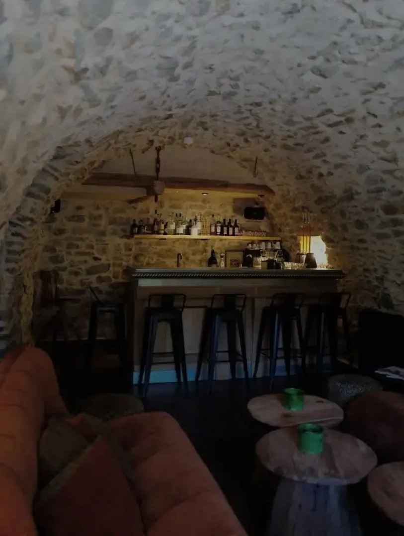 Hotel Le Prieure - 1500m