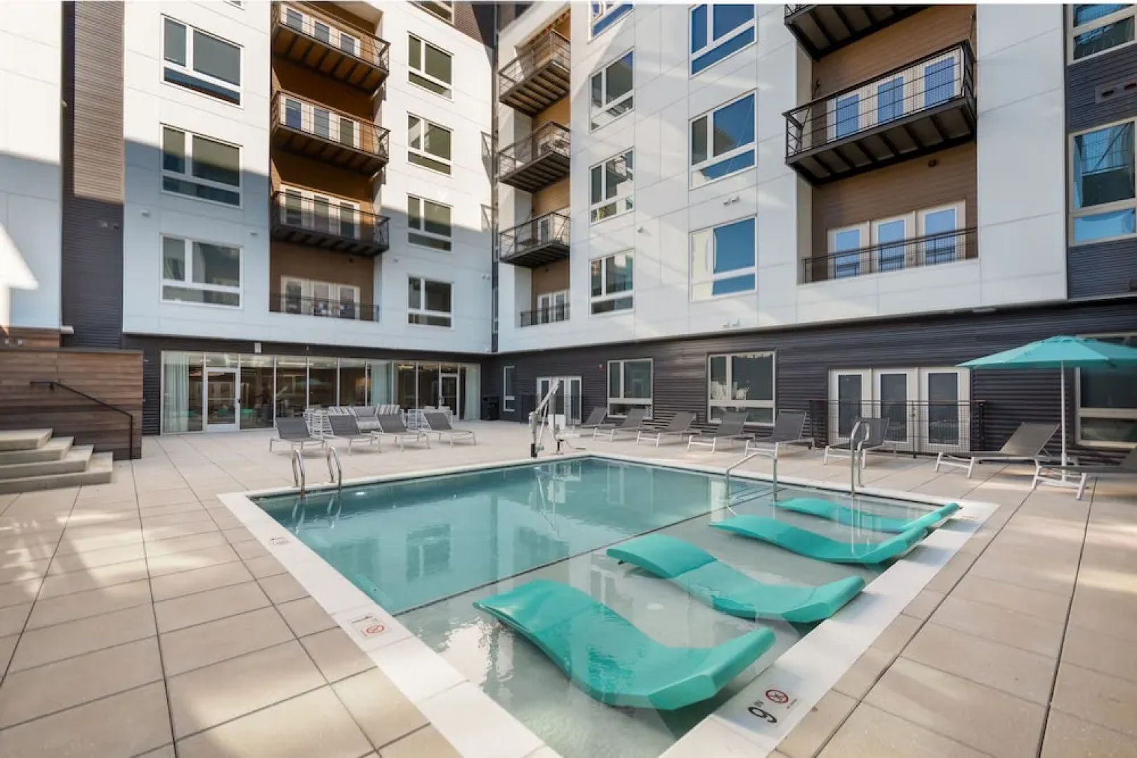 Center City Apartments by Barsala