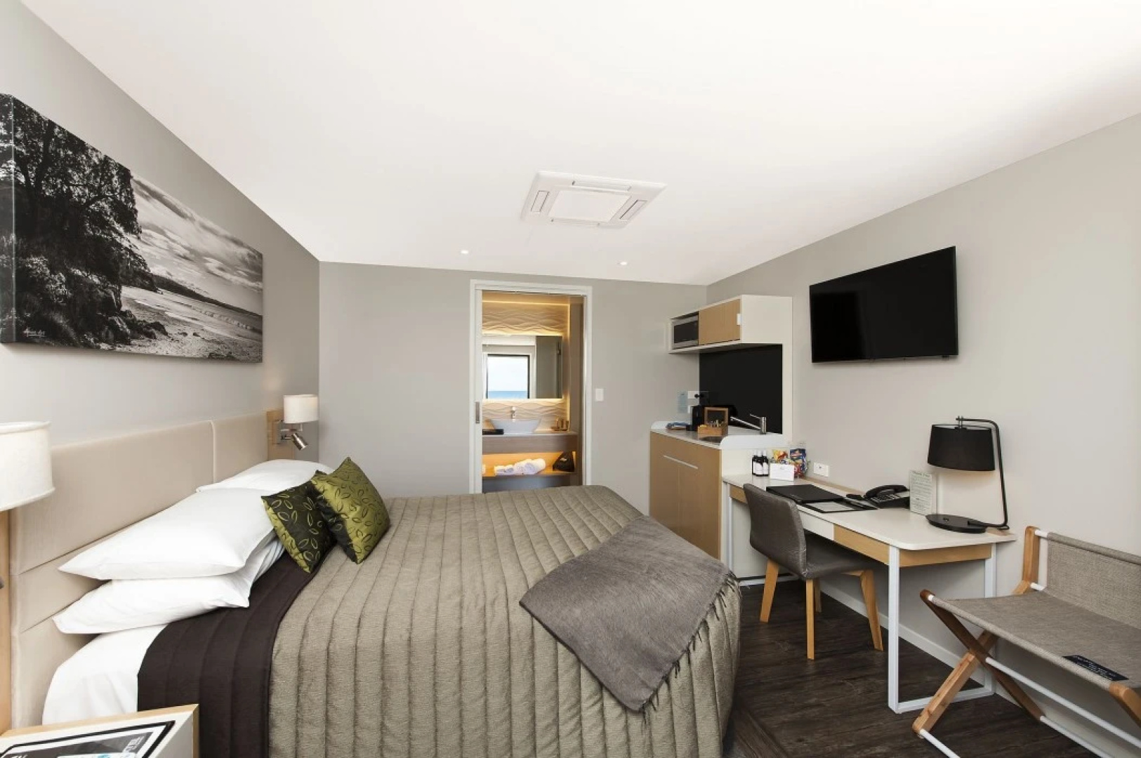 Allure on Ocean Motel