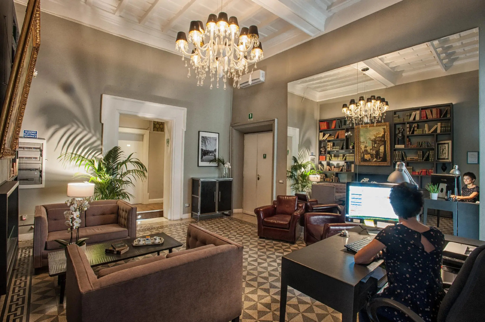 Terrace Pantheon Relais