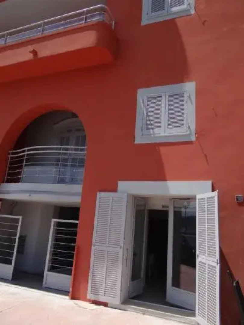 Les Pieds Dans L´eau