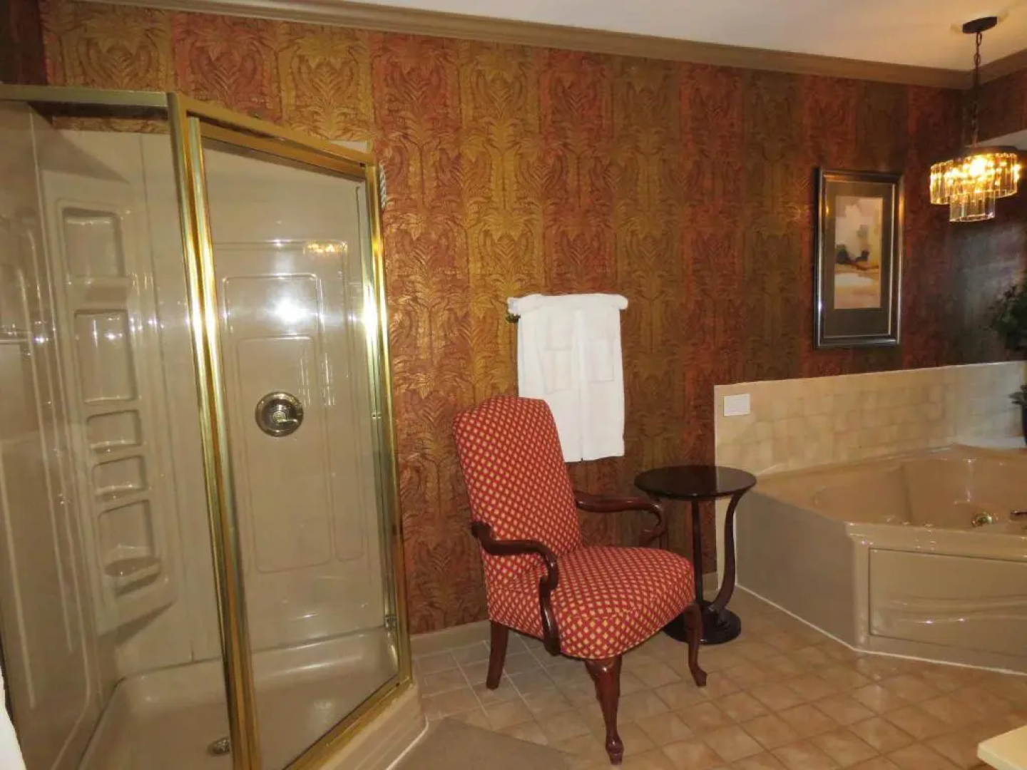 Altland House Inn and Suites
