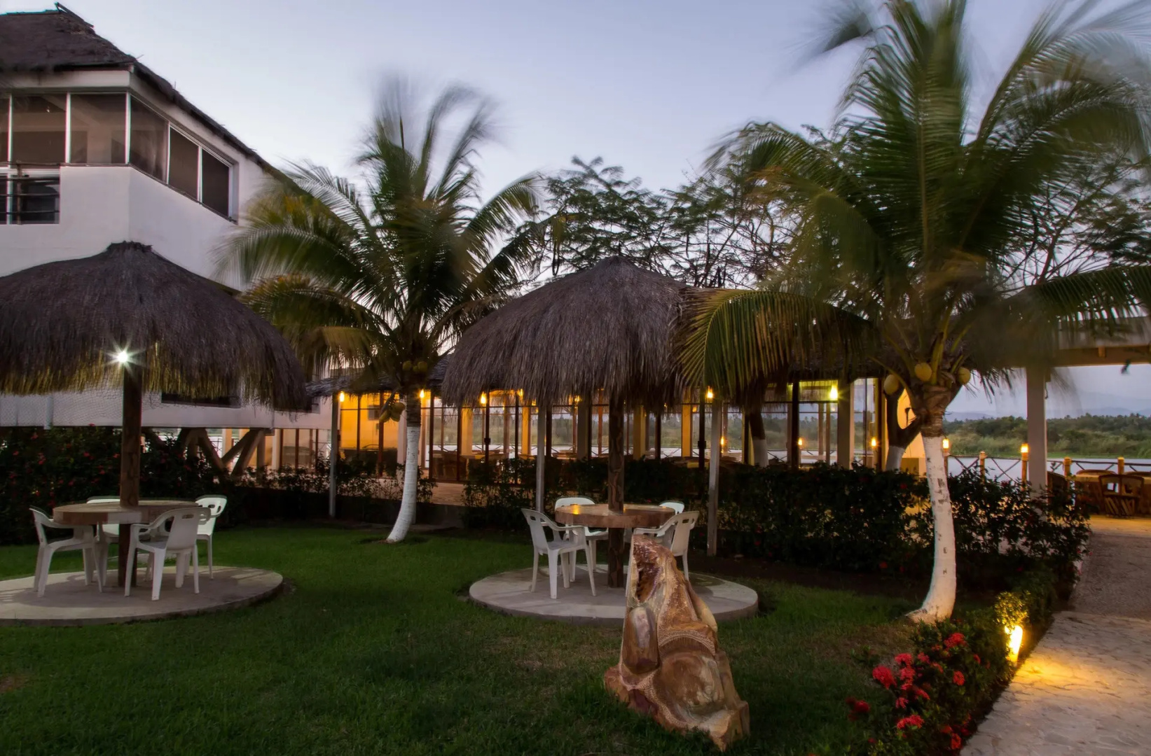Villas Paraiso Resort