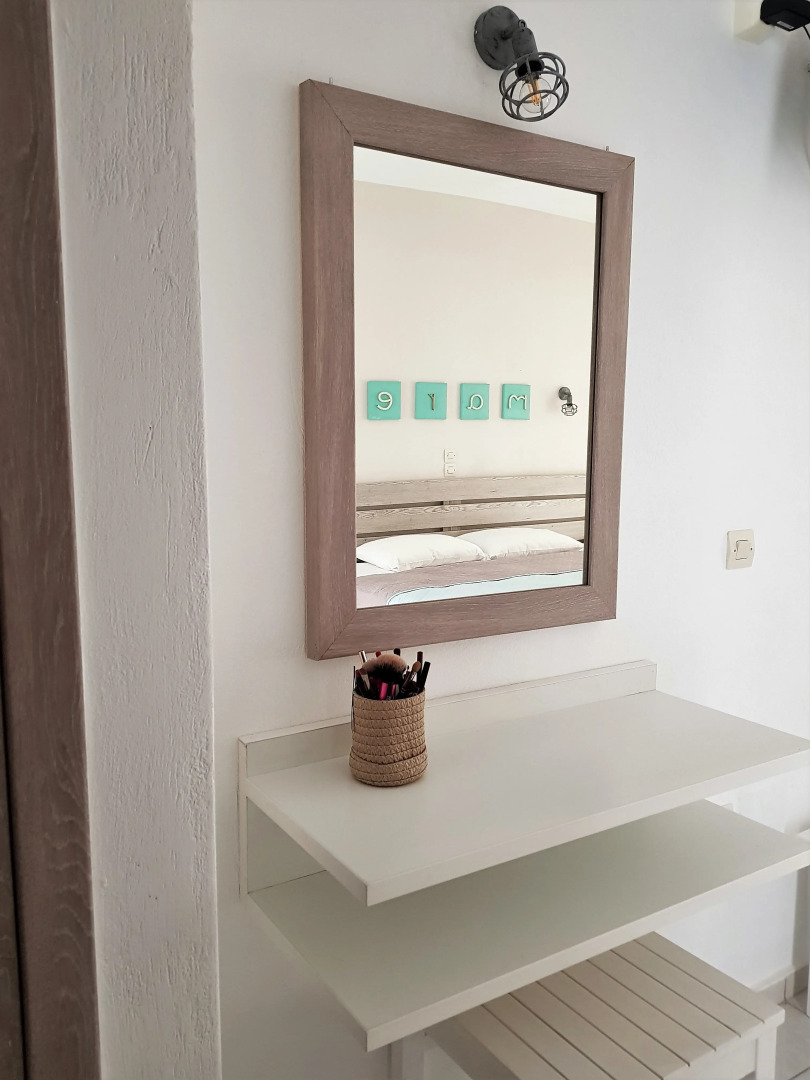 Petros Studios & Suites