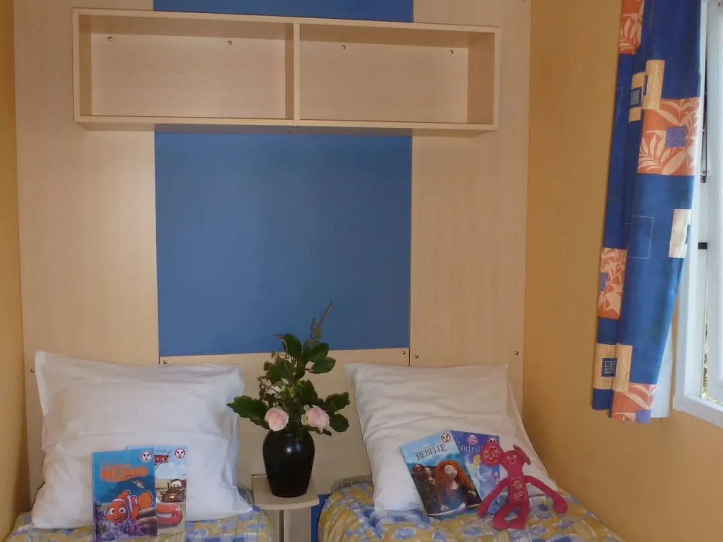 Cozy mobil home with an oven in the heart of Burgundy