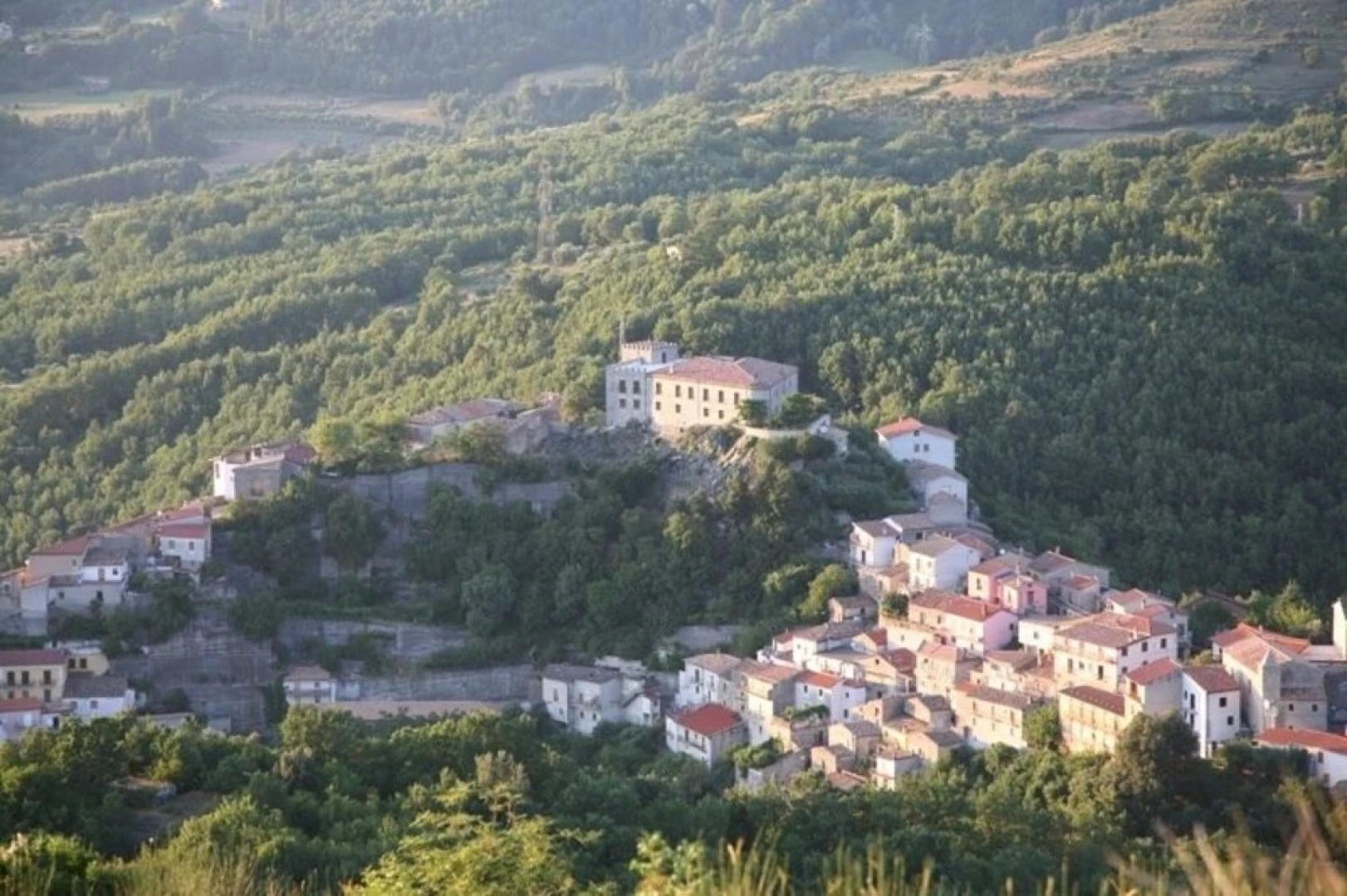 Il Castello Dei Principi Sanseverino