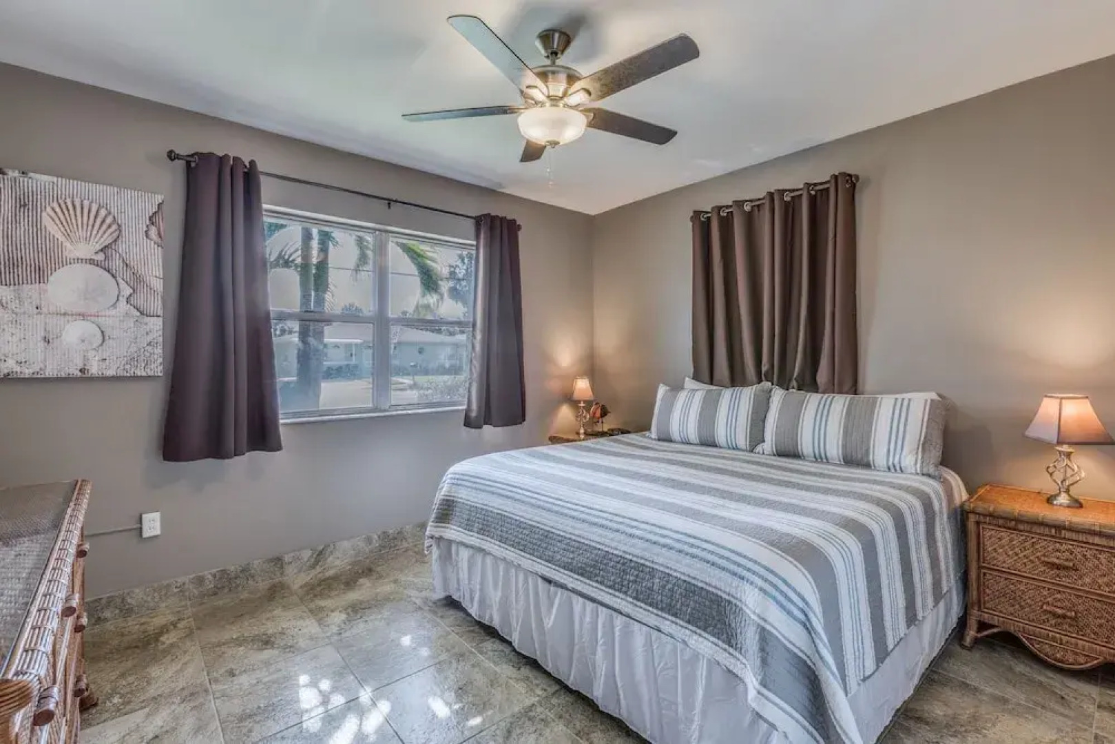 Summer Breeze 7 Bedroom Home by Redawning