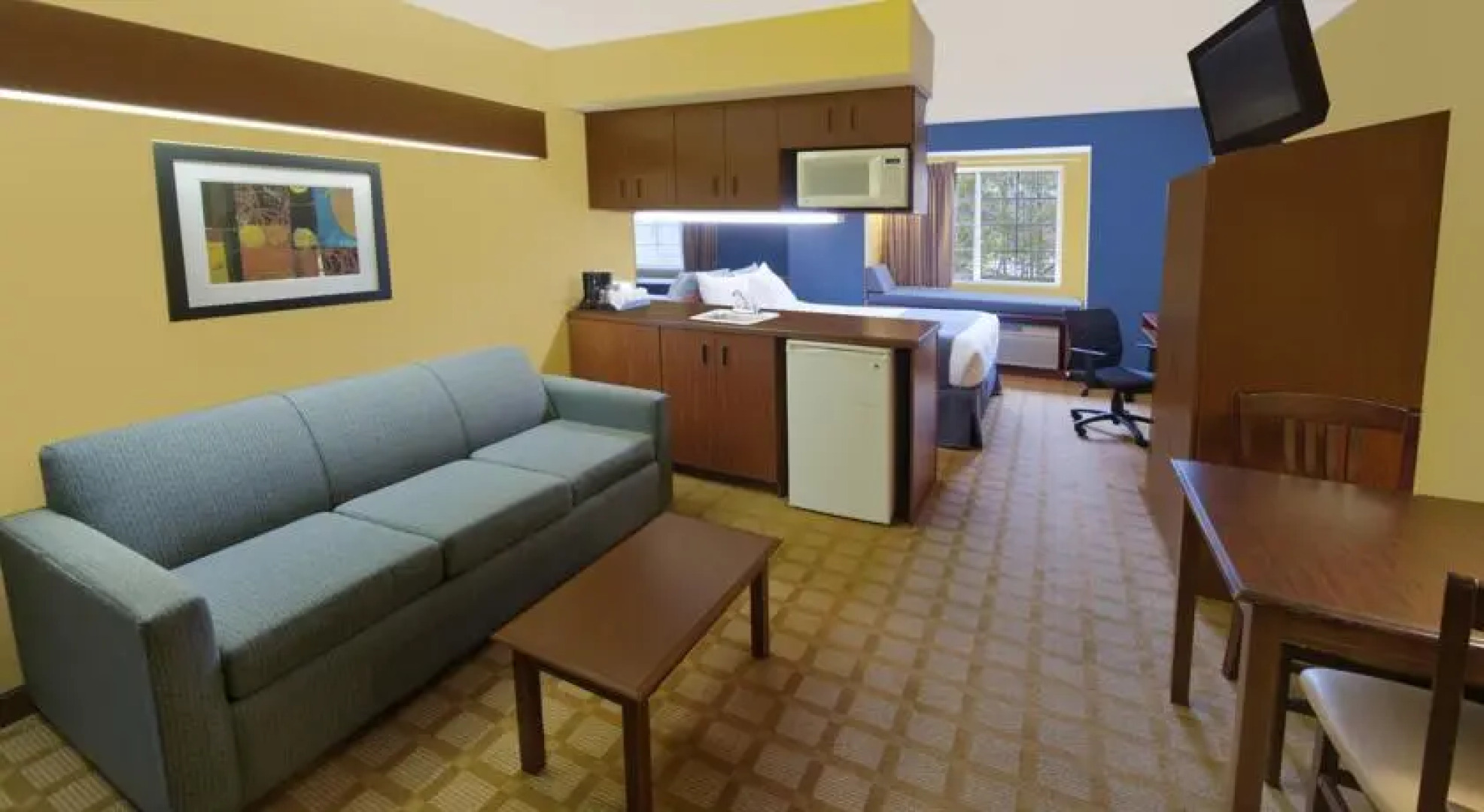 Microtel Inn & Suites Hillsborough