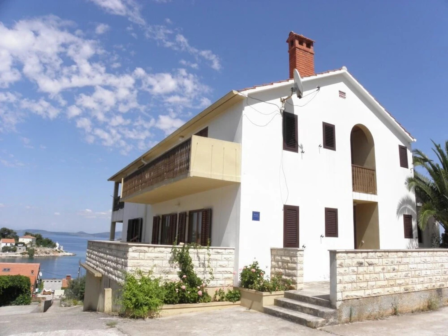 Dari - 70m From Sea - A2