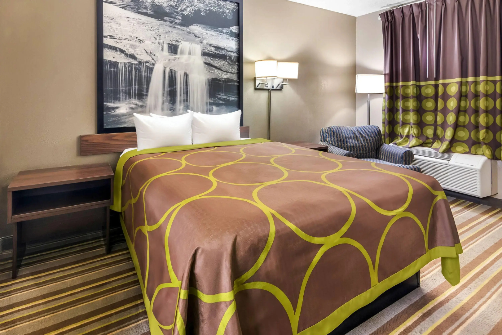 Super 8 by Wyndham Columbia