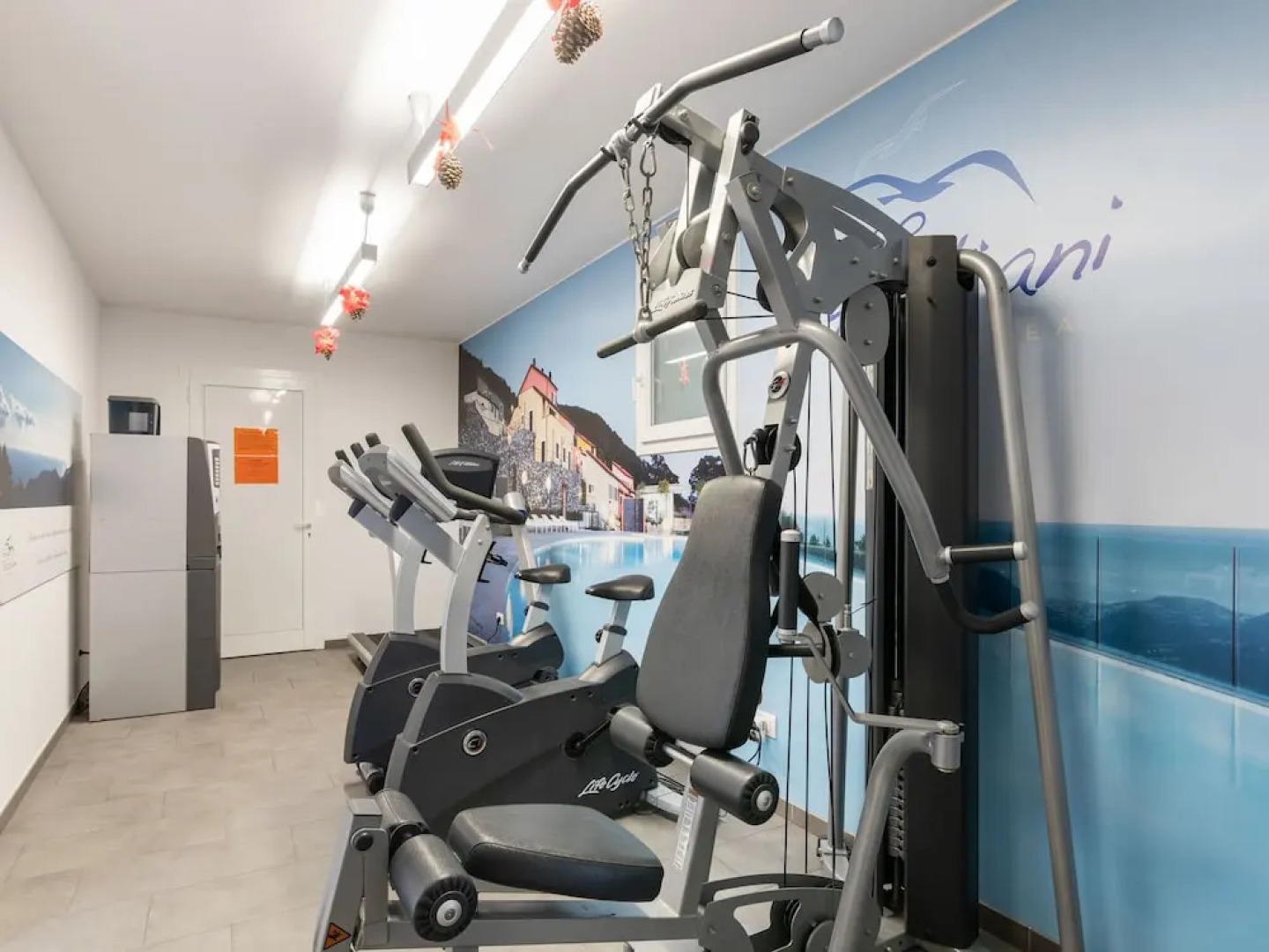 Graceful Holiday Home in Magliolo With Swimming Pool