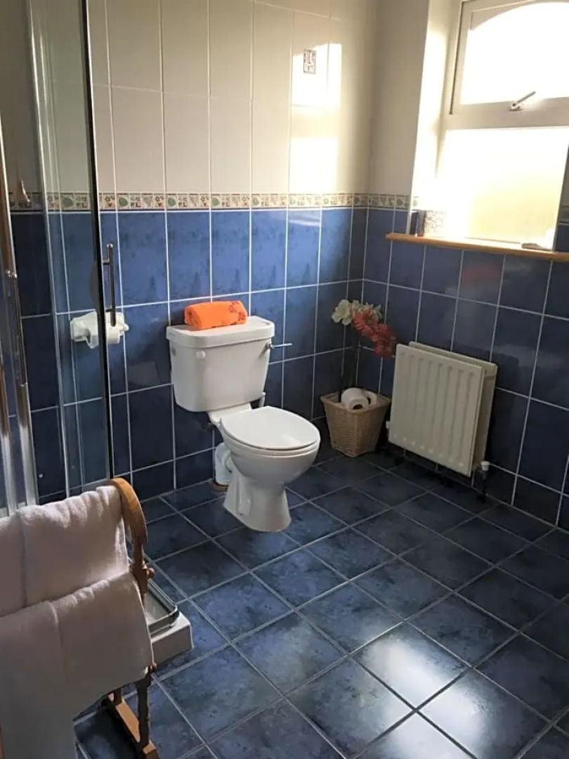 Heeneys Lodge B&B