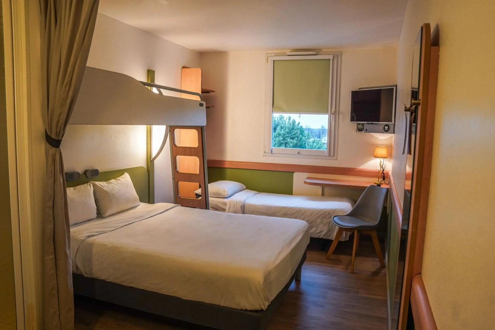 ibis budget Bayeux