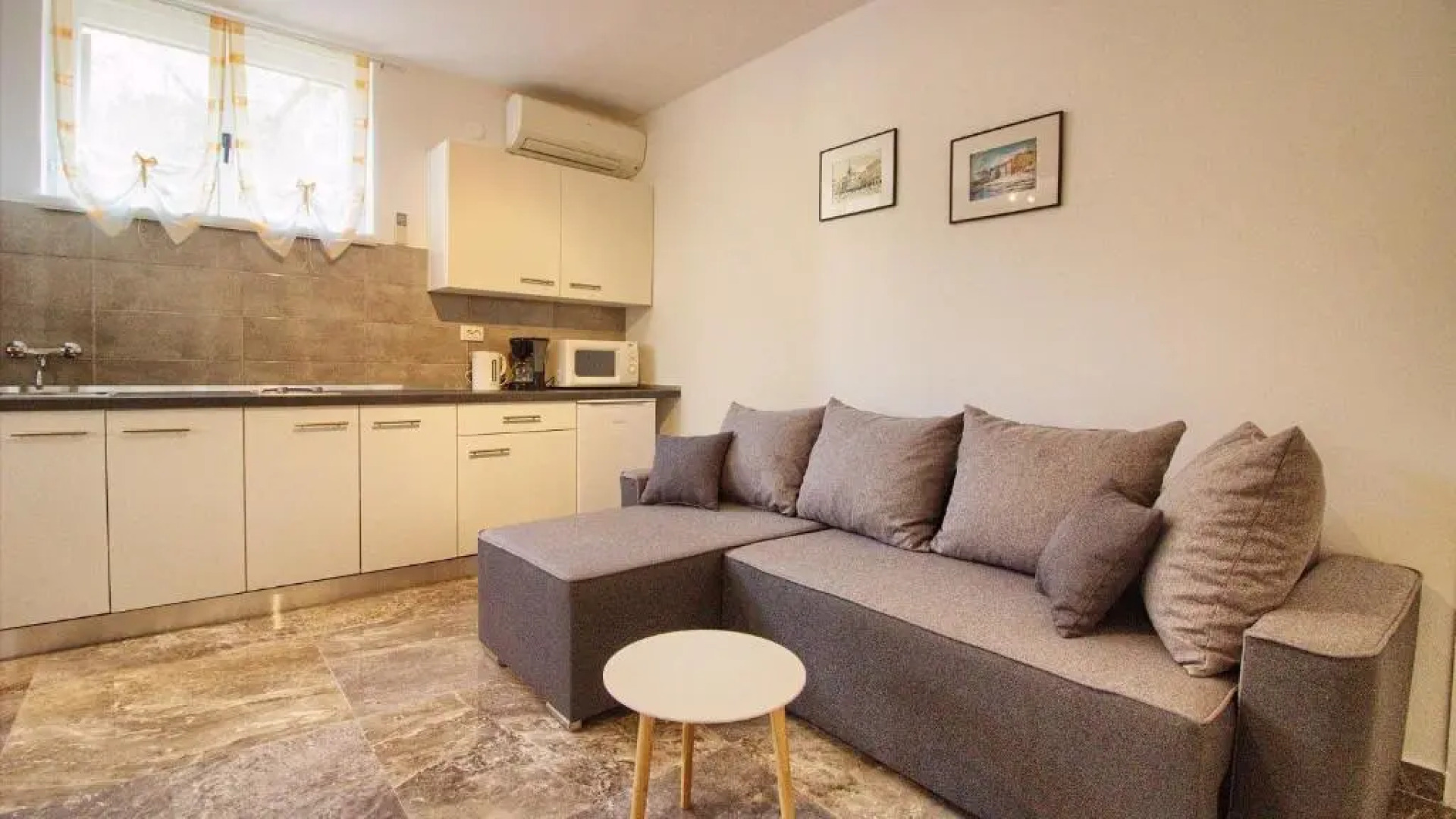 Apartment Villa Mare2 with pool, sea view and hydromassage