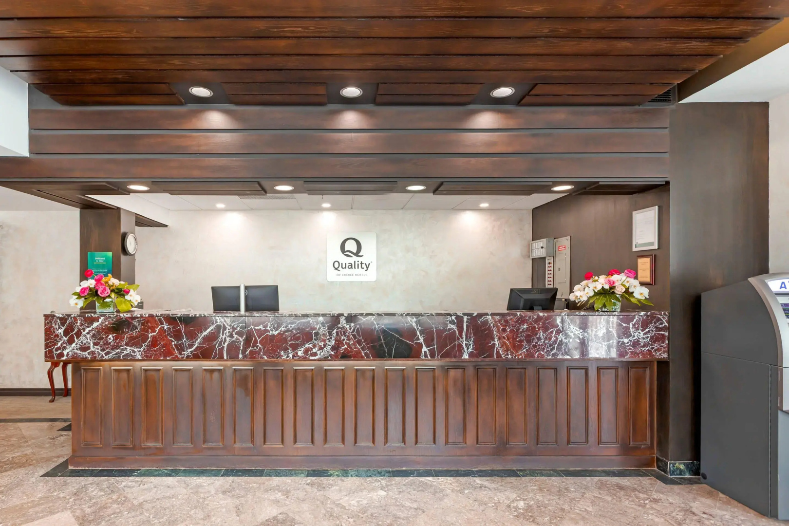 Quality Hotel Fallsview Cascade