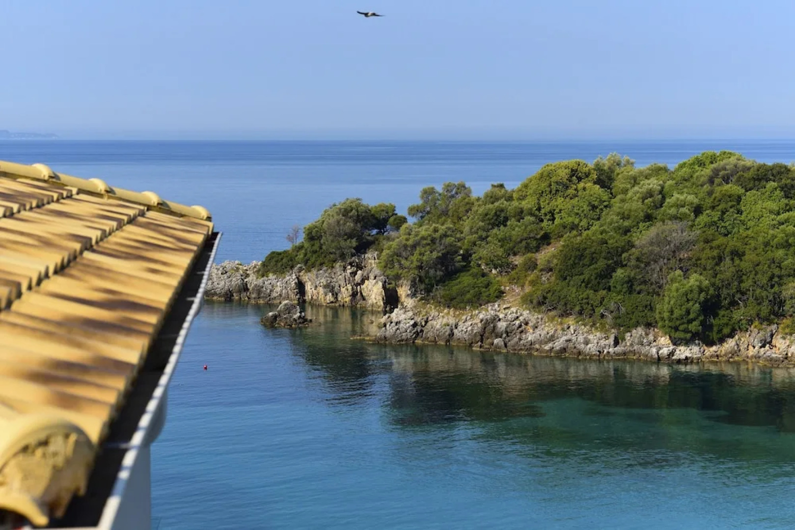 Prima Vista Beachfront Boutique Hotel