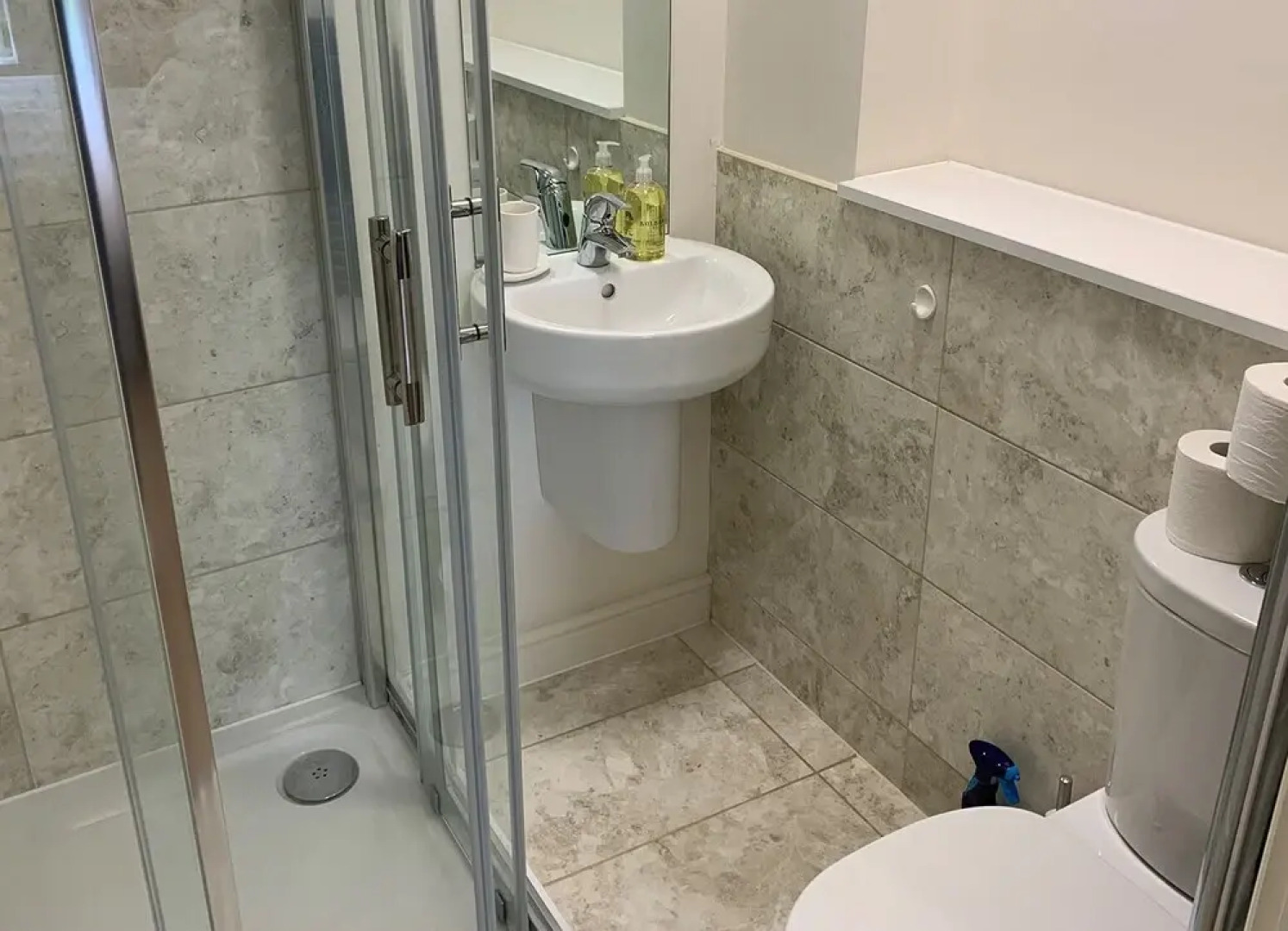 Continental Apartments at Wallis Square with Parking, WiFi & Netflix