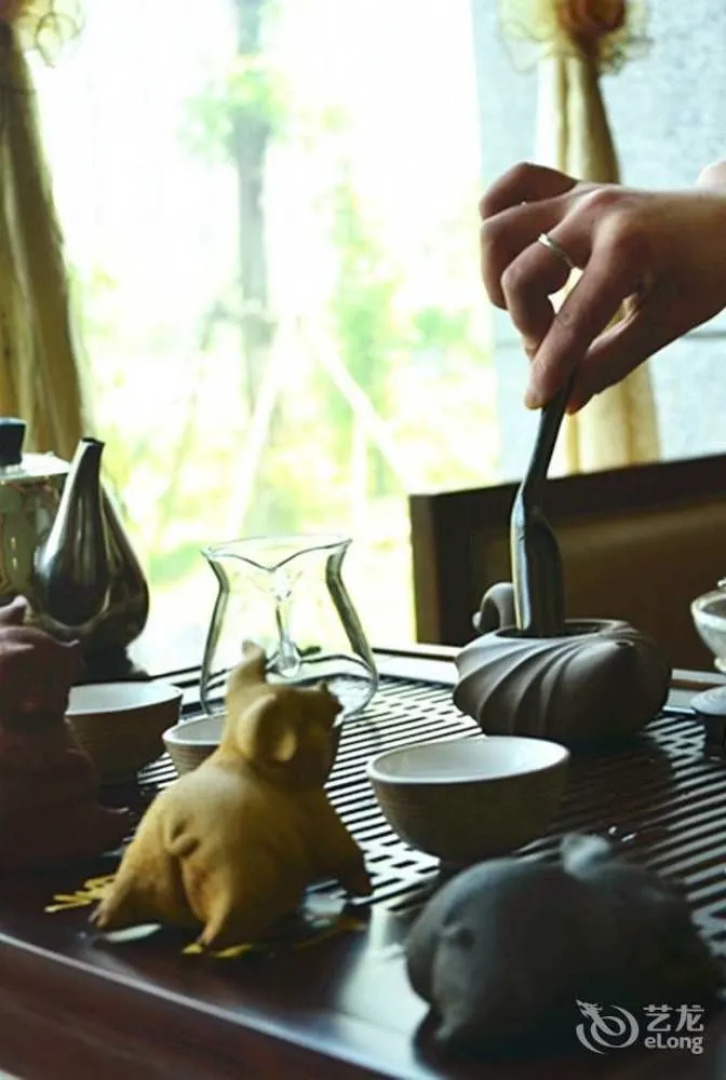 Wuhan Jiutong Haiyuan Hotel
