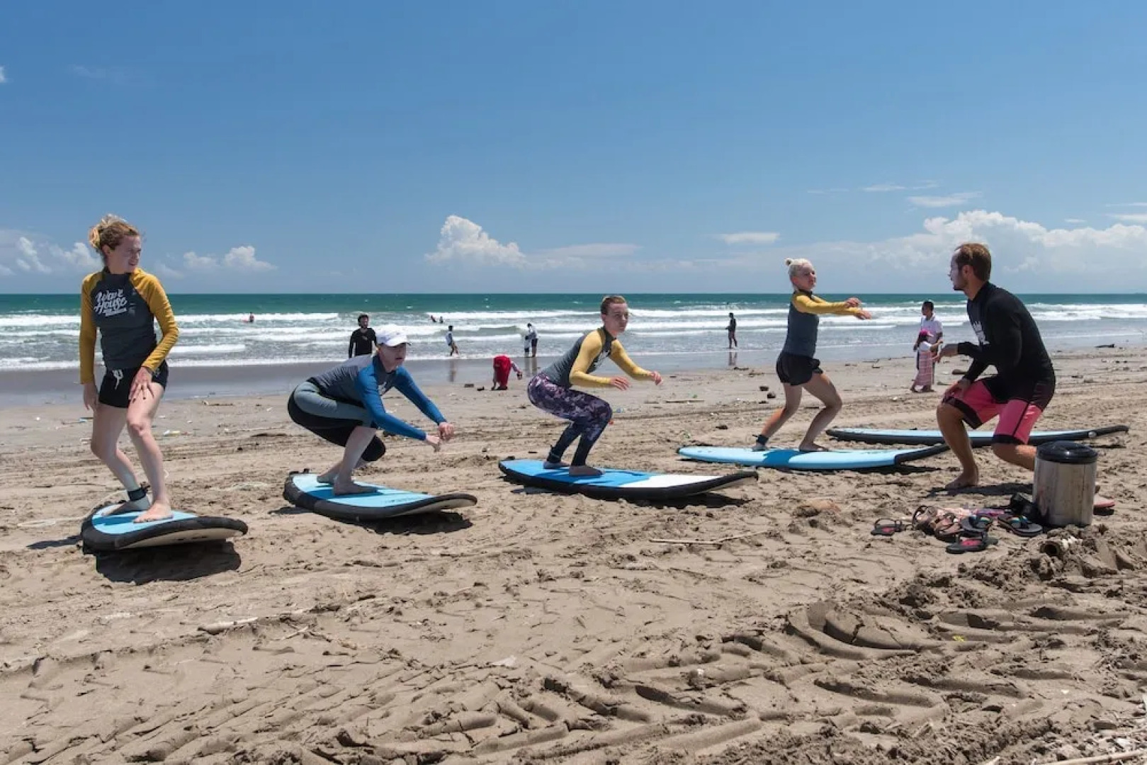 Wave House - Surf Camp