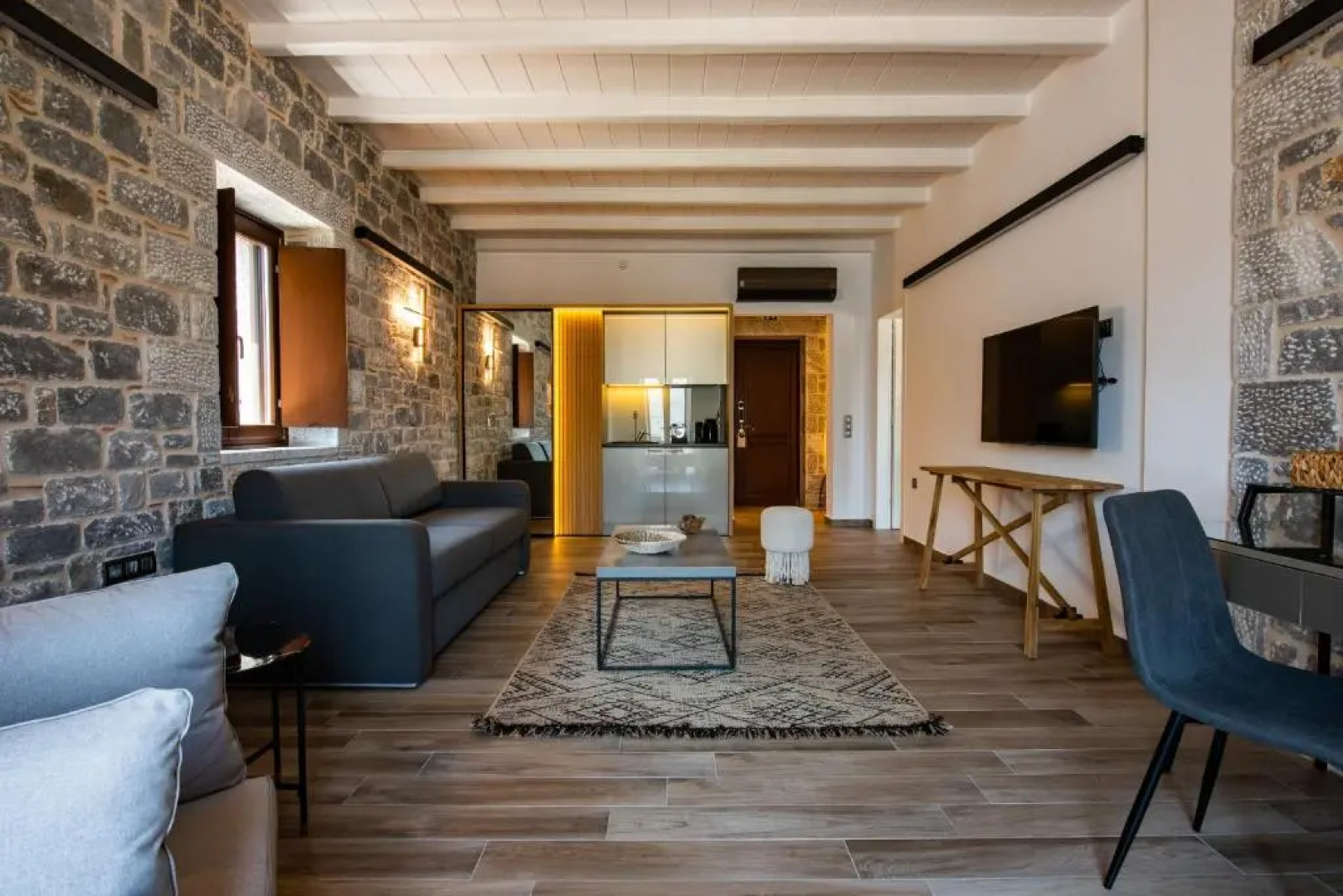 Manifest Boutique Hotel