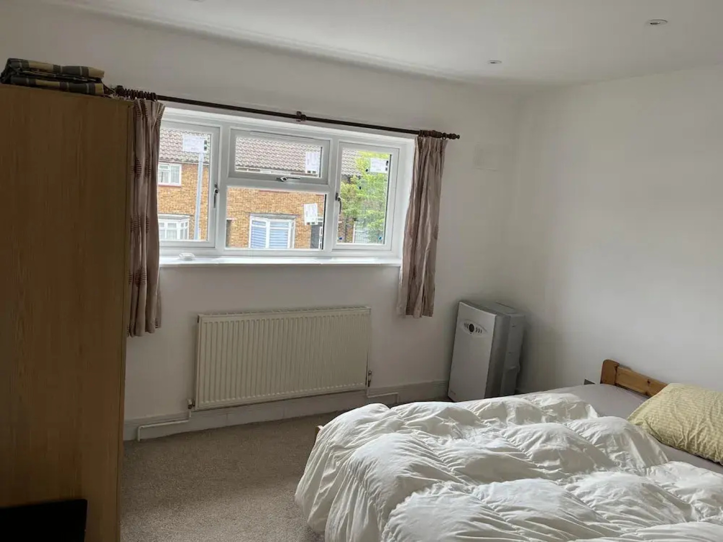 BnJ Luxury 2 Bedroom Cozy Retreat in Borehamwood