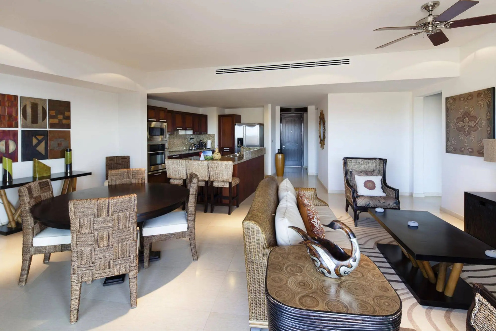 Puerta Cortes Residences