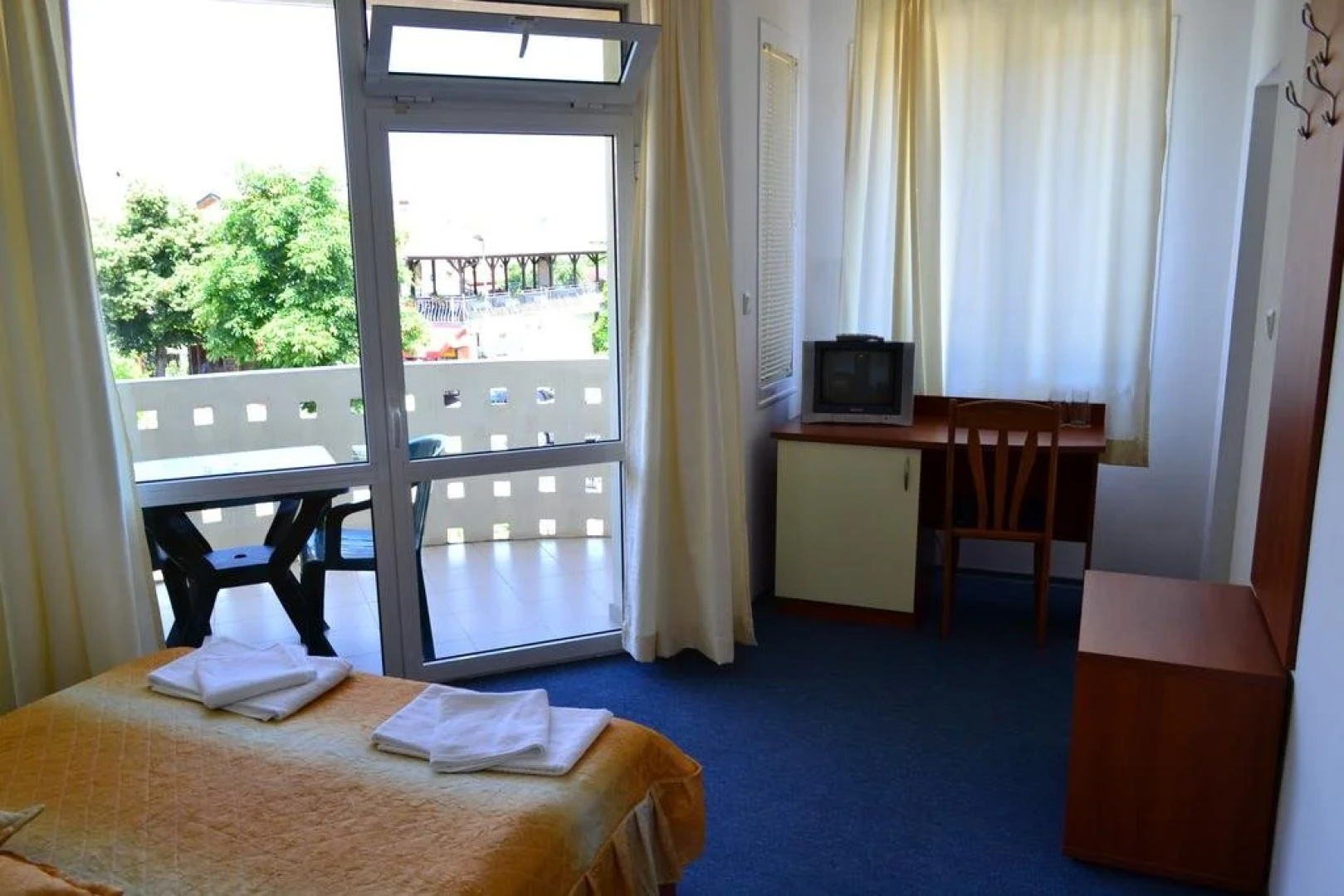 Saint George Family Hotel