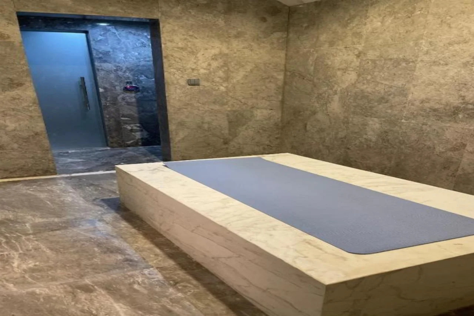 Alberni Jabal Hafeet Hotel